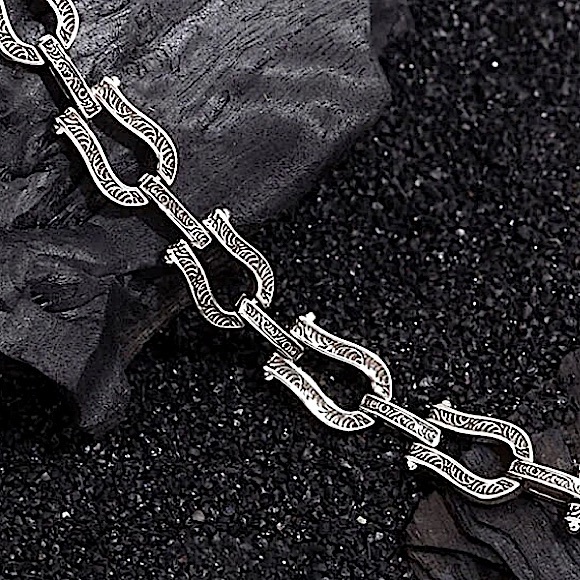 Sterling Silver Horseshoe engraved Bracelet HorseBit Snaffle Bit D Ring Stirrup - Picture 3 of 4